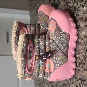 Child's bog boots